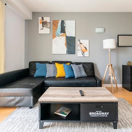 Bright & Spacious 2 Bed Flat 2 Bath W Garage In Lagos Marina Eksteriør bilde