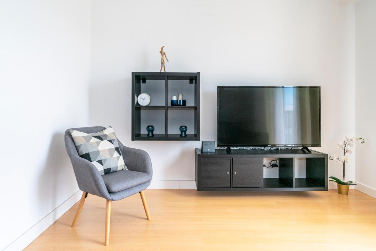 Bright & Spacious 2 Bed Flat 2 Bath W Garage In Lagos Marina Eksteriør bilde