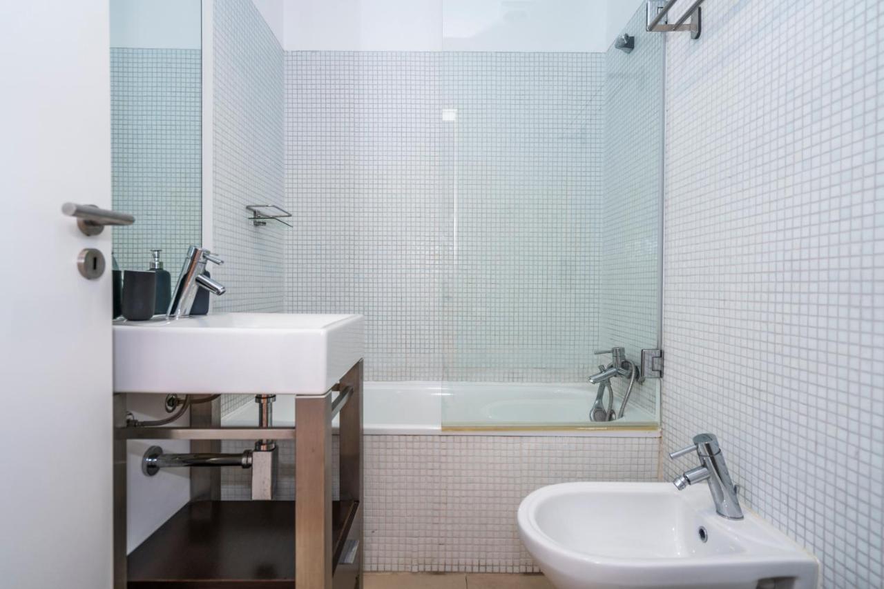 Bright & Spacious 2 Bed Flat 2 Bath W Garage In Lagos Marina Eksteriør bilde