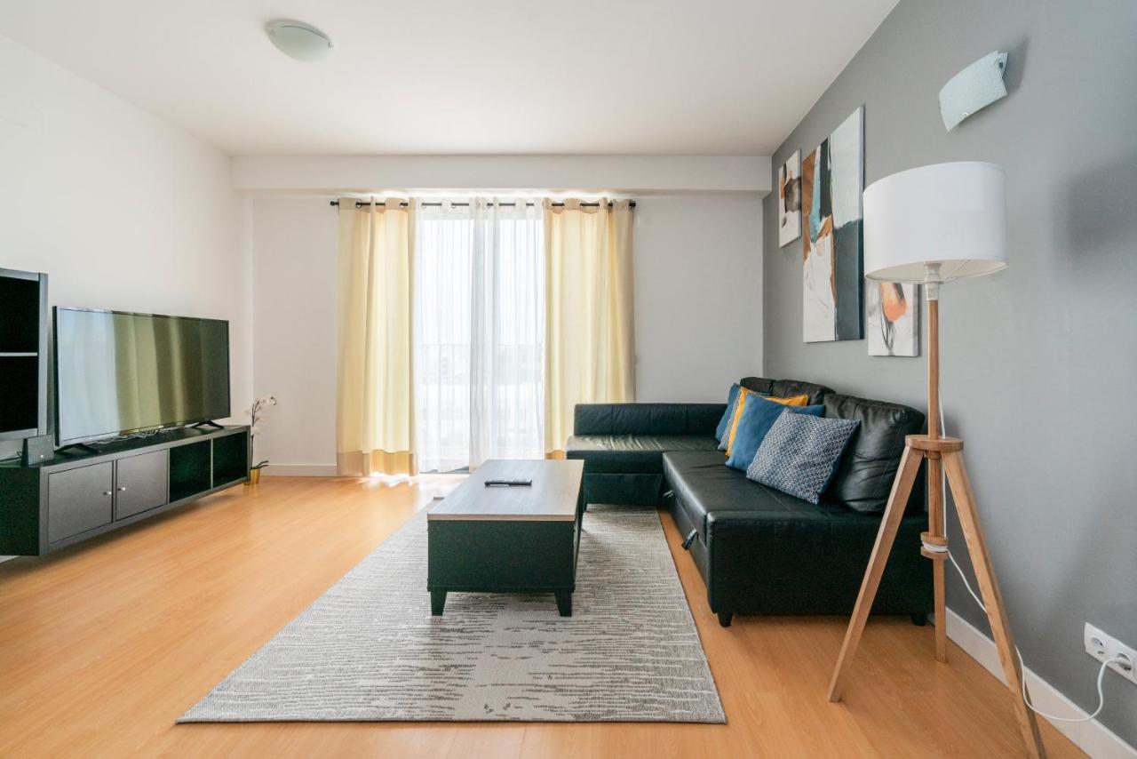 Bright & Spacious 2 Bed Flat 2 Bath W Garage In Lagos Marina Eksteriør bilde
